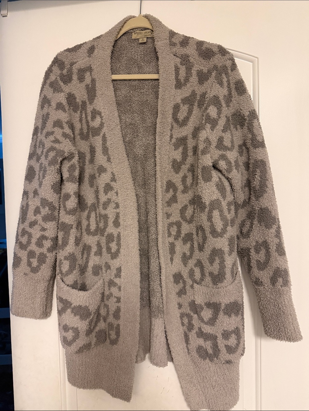 Barefoot Dreams Cozy Cozy Leopard Open-Front Cardigan Sweater - Gray